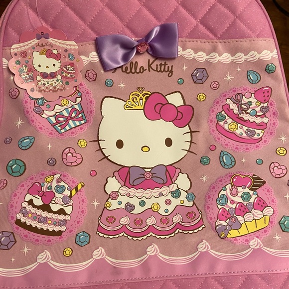 Sanrio Hello Kitty backpack - Picture 3 of 4